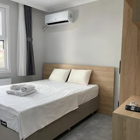 Moonlight Aparthotel 4*