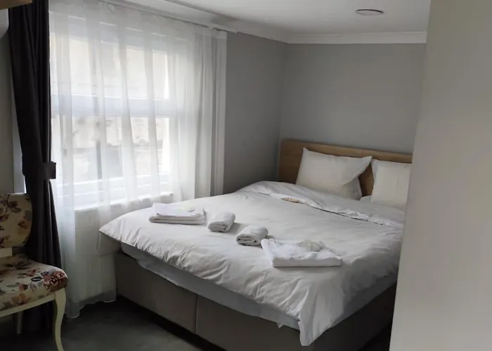 Moonlight Aparthotel